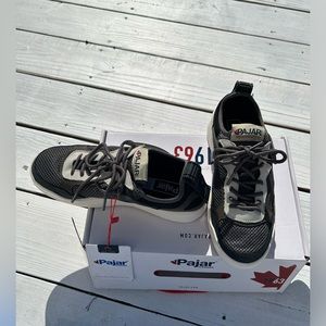 Brand New w Tags and in Box - Pajar Yano Shoe black/gray size 39
